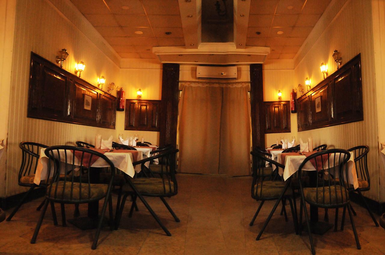 אל מיניה King Akhenaton Hotel מראה חיצוני תמונה