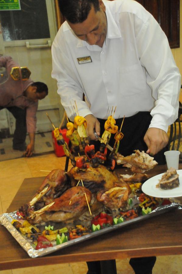 אל מיניה King Akhenaton Hotel מראה חיצוני תמונה